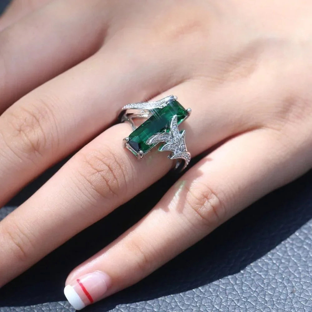 New Gorgeous 925 Silver Emerald Diamond Leaf Ring